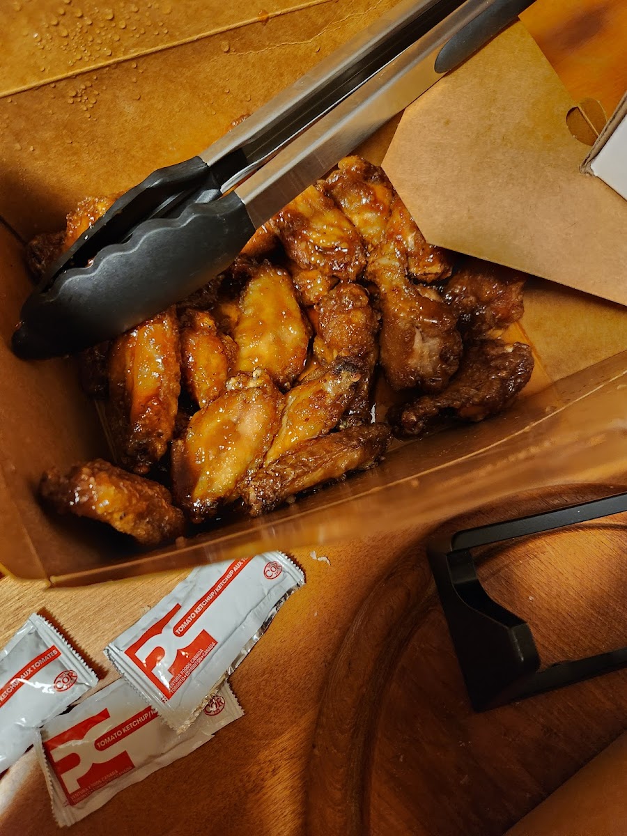 Baba's Pizza & Wings-10